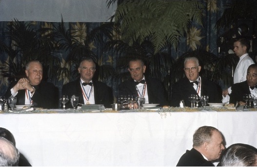 alfalfa-club-head-table